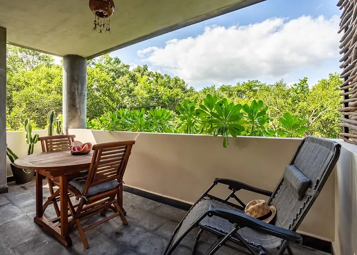 Apartment Modern 1br Jungle View Retreat In Humana With Rooftop Pool
